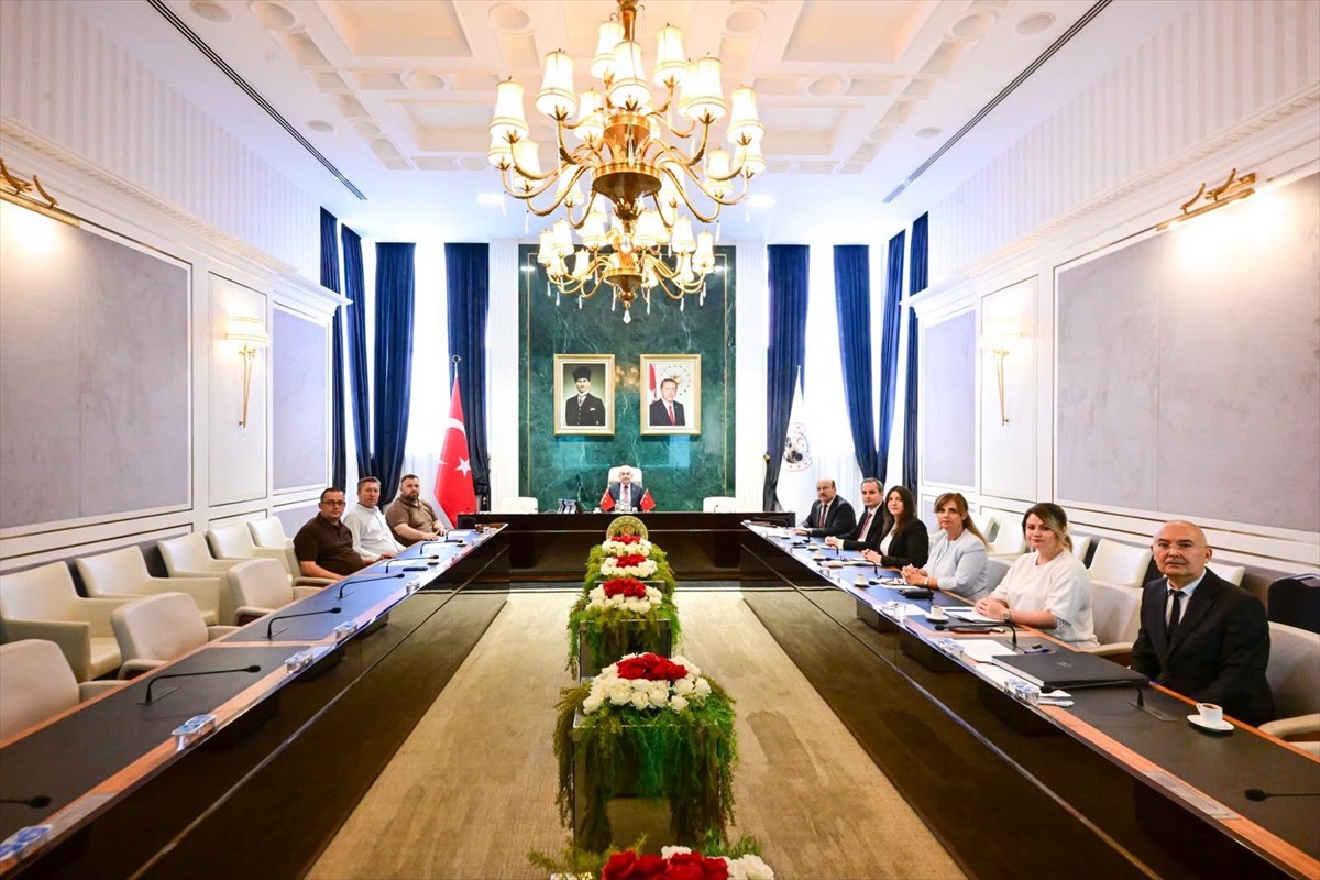 Kırklareli\'nde İl Encümeni Toplantısı