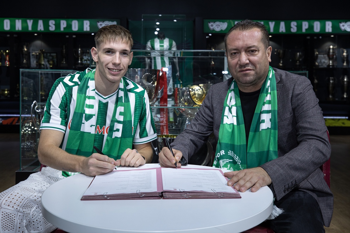Konyaspor, Rajmund Toth ile Anlaştı