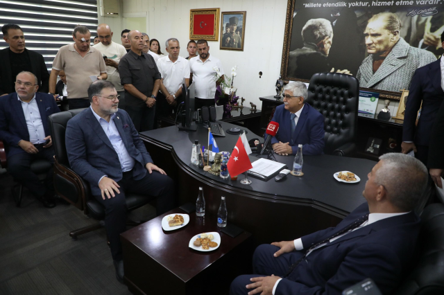 Menderes'te yeni dönem: Başkan vekili Asuman Şen görevi devraldı