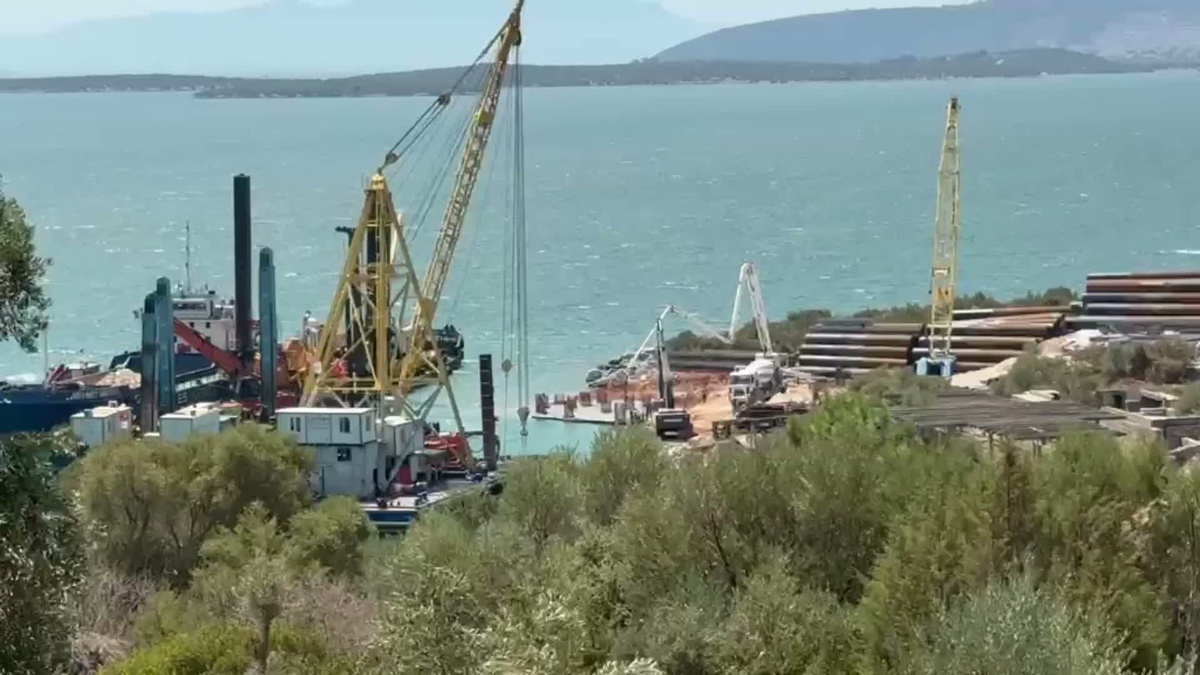 Kıyıkışlacık’ta maden iskelesi tartışması: Çevreciler tepki gösterdi, resmi kurumlar “izinler mevcut” dedi