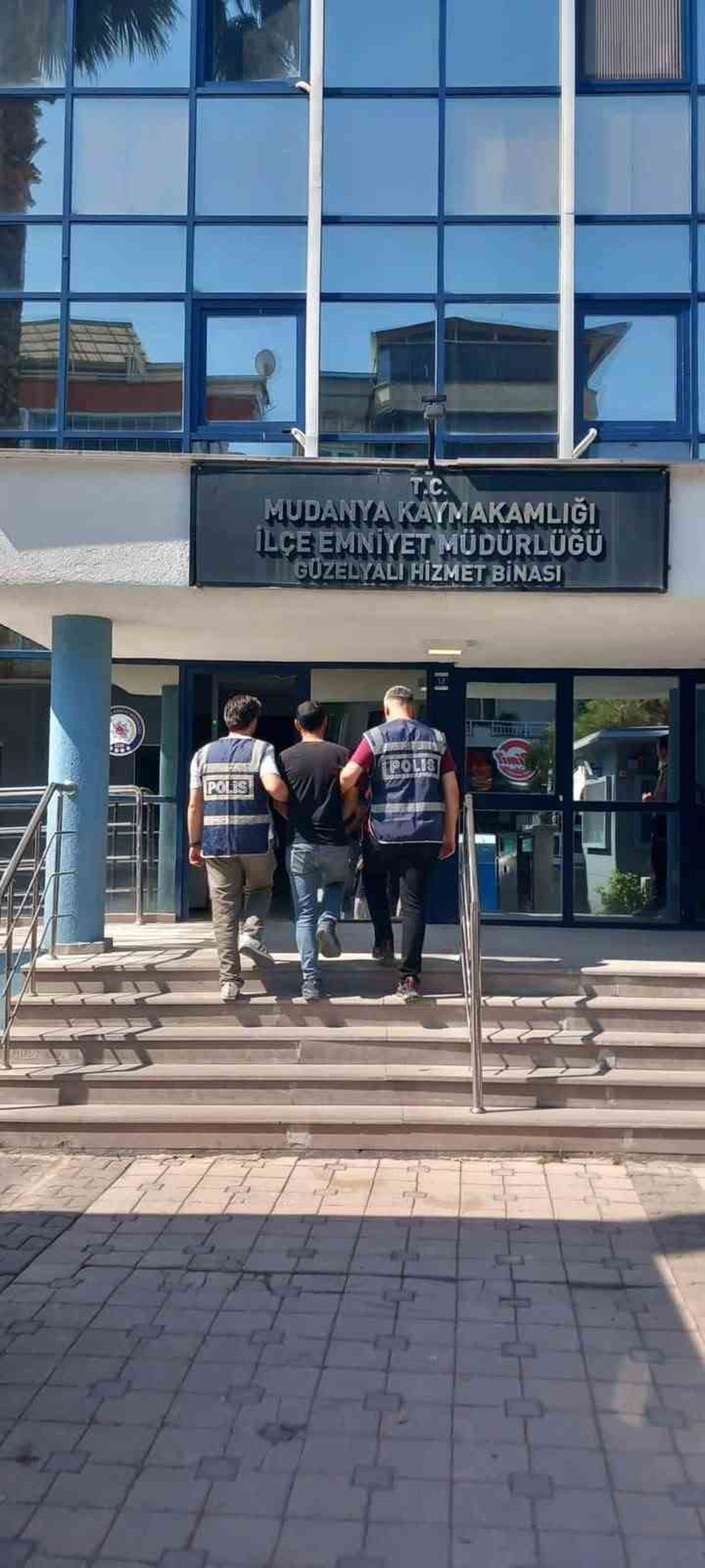 Mudanya\'da 7 Şüpheli Hapis Cezası ile Yakalandı
