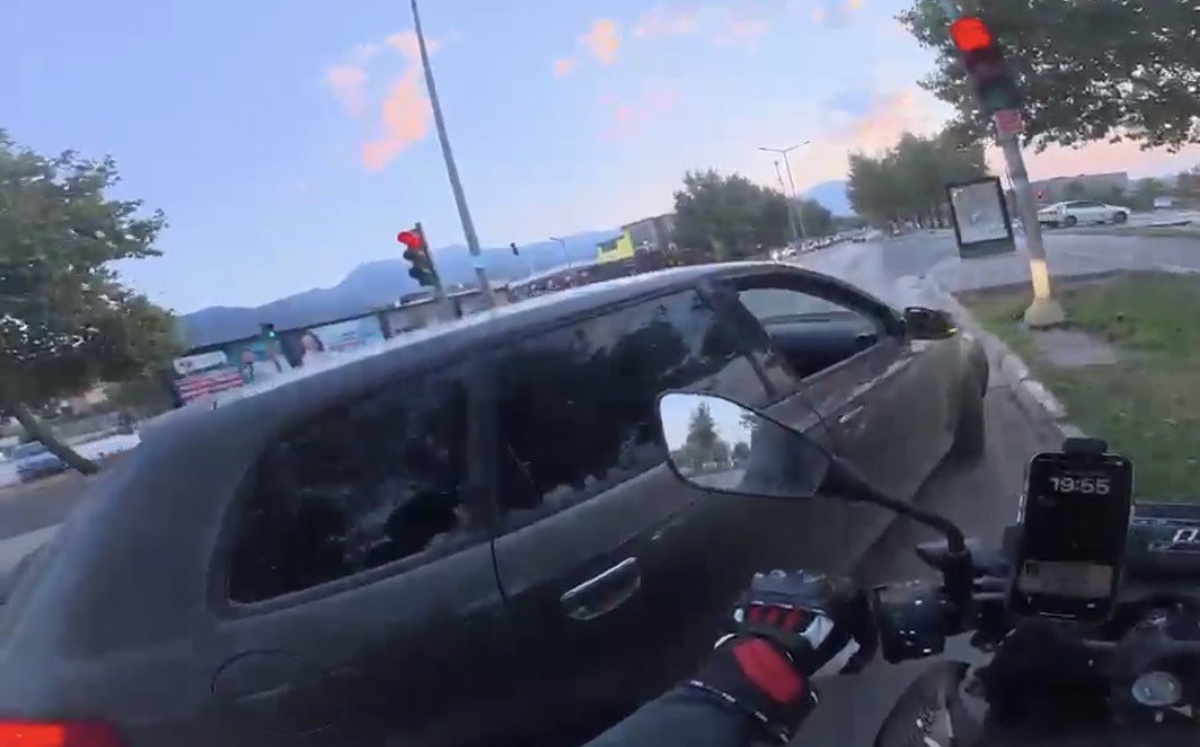Denizli\'de Trafik Tartışması Dayakla Bitti