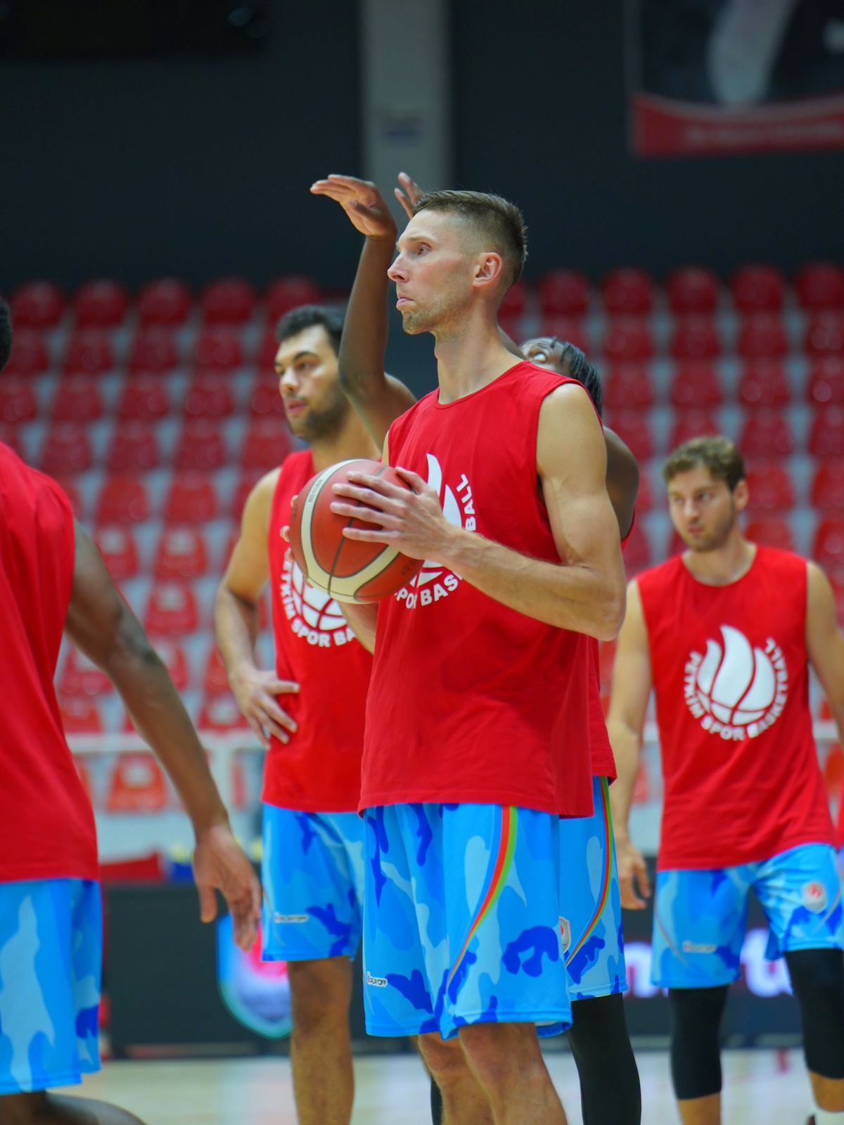 Petkimspor'un Yeni Sezon Hazırlıkları Başladı