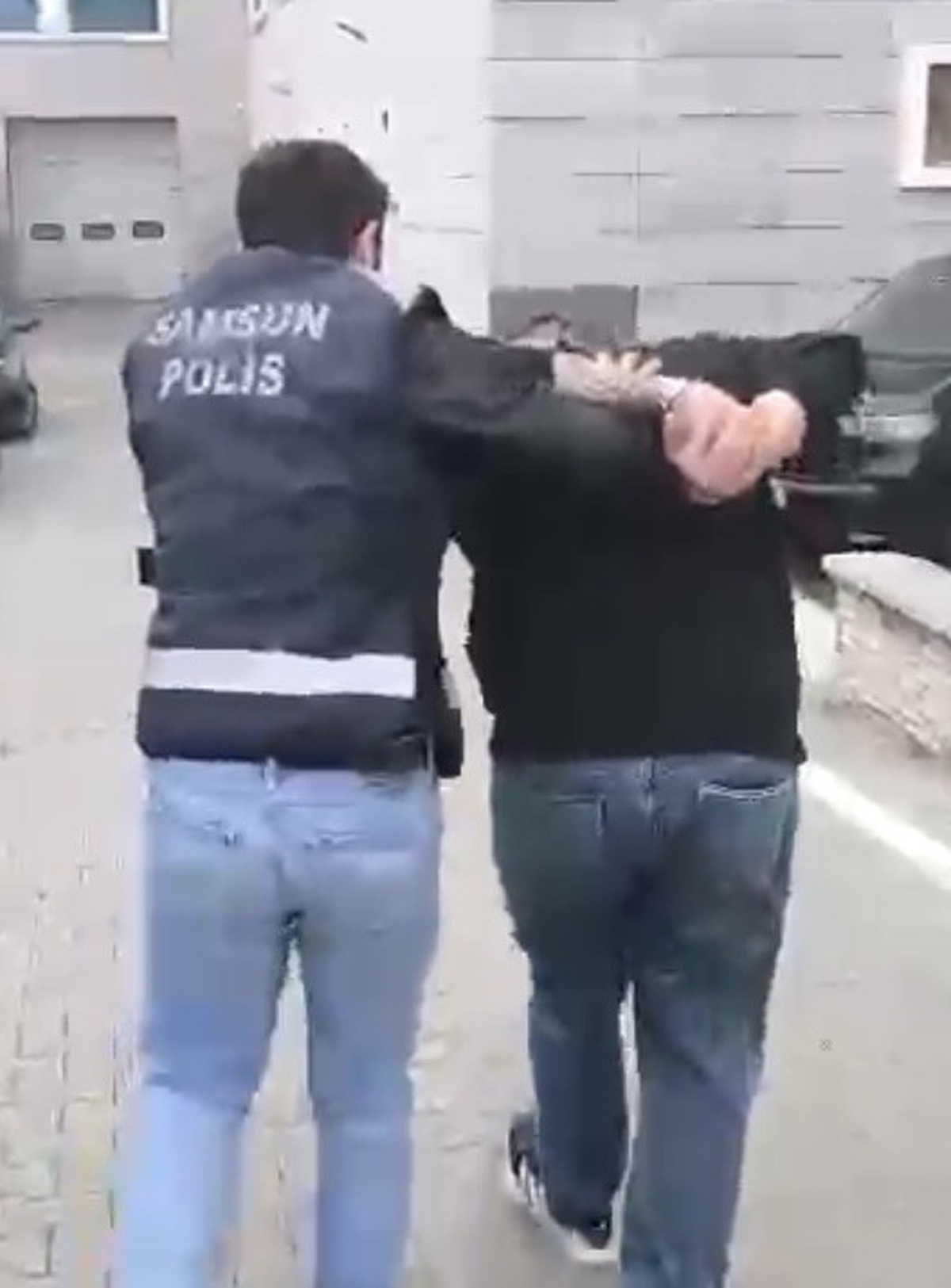 Hırsızlıktan Aranan Şahıs Yakalandı