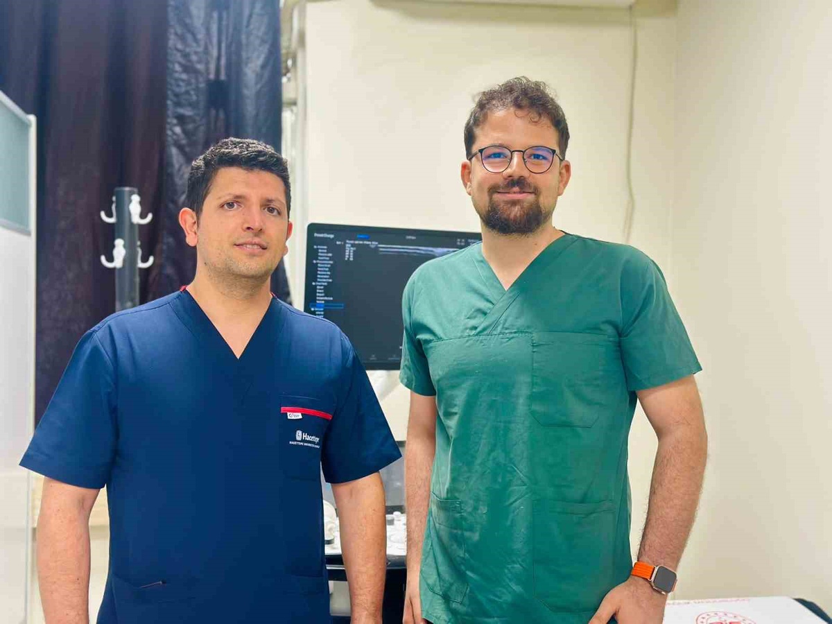 Siirt\'te Tiroid Nodüllerinde Girişimsel Radyoloji Yöntemleri