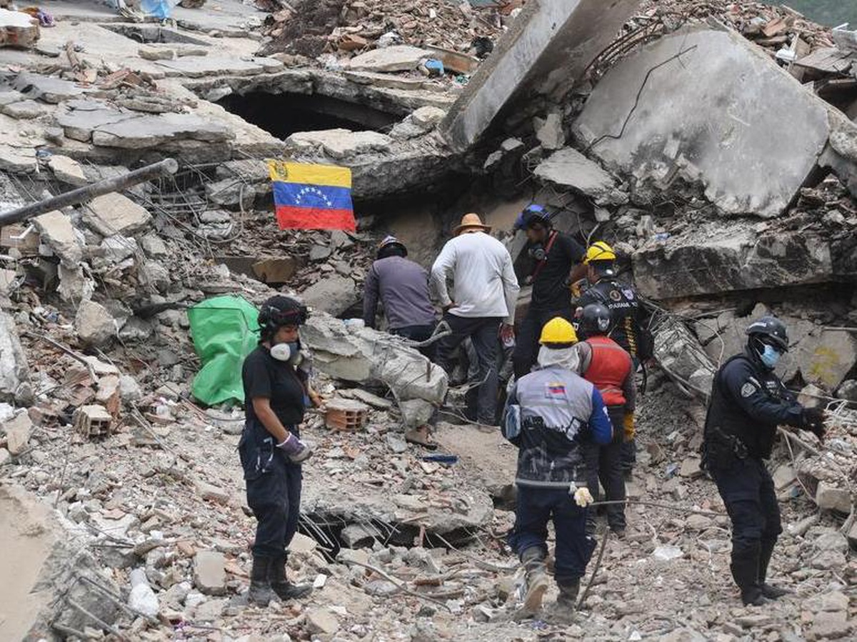 Venezuela\'da Deprem Can Kaybı 6.438\'e Yükseldi