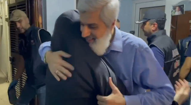 İşte Alparslan Kuytul ve eşinin gözaltına alındığı anlar