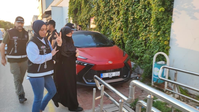 Furkan Vakfı operasyonunda dikkat çeken an! Gözaltında zafer işareti yaptı
