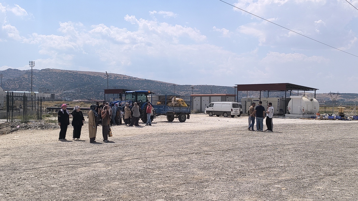 Afyonkarahisar\'da 24 Çalışan Hastaneye Kaldırıldı