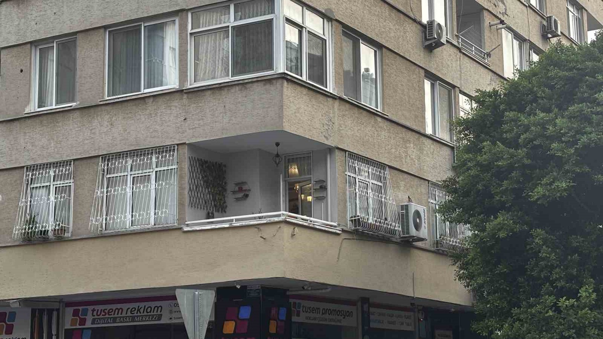Adana\'da Furkan Vakfı Başkanı Kuytul\'a Operasyon