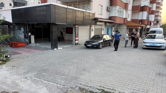 Adana’da alacak verecek kavgası kanlı bitti: Baba ve oğlu öldü, anne yaralı