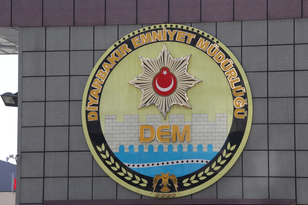 Diyarbakır\'da Silahlı Saldırı Şüphelisi Yakalandı