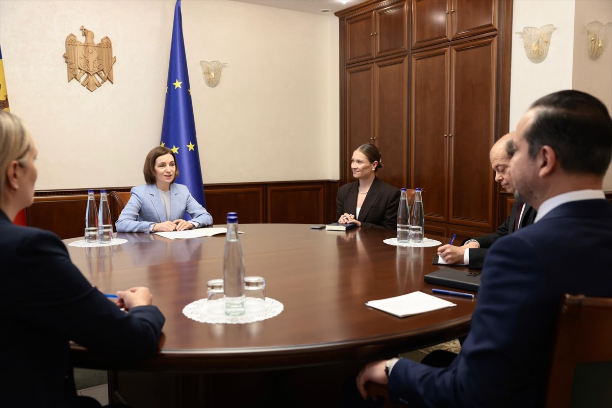 AK Partili Zorlu\'dan Moldova\'da Gagauzya Temalı Ziyaret