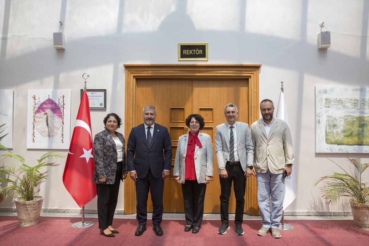 Rektör Adıgüzel\'den Gümüşsoy\'a Ziyaret