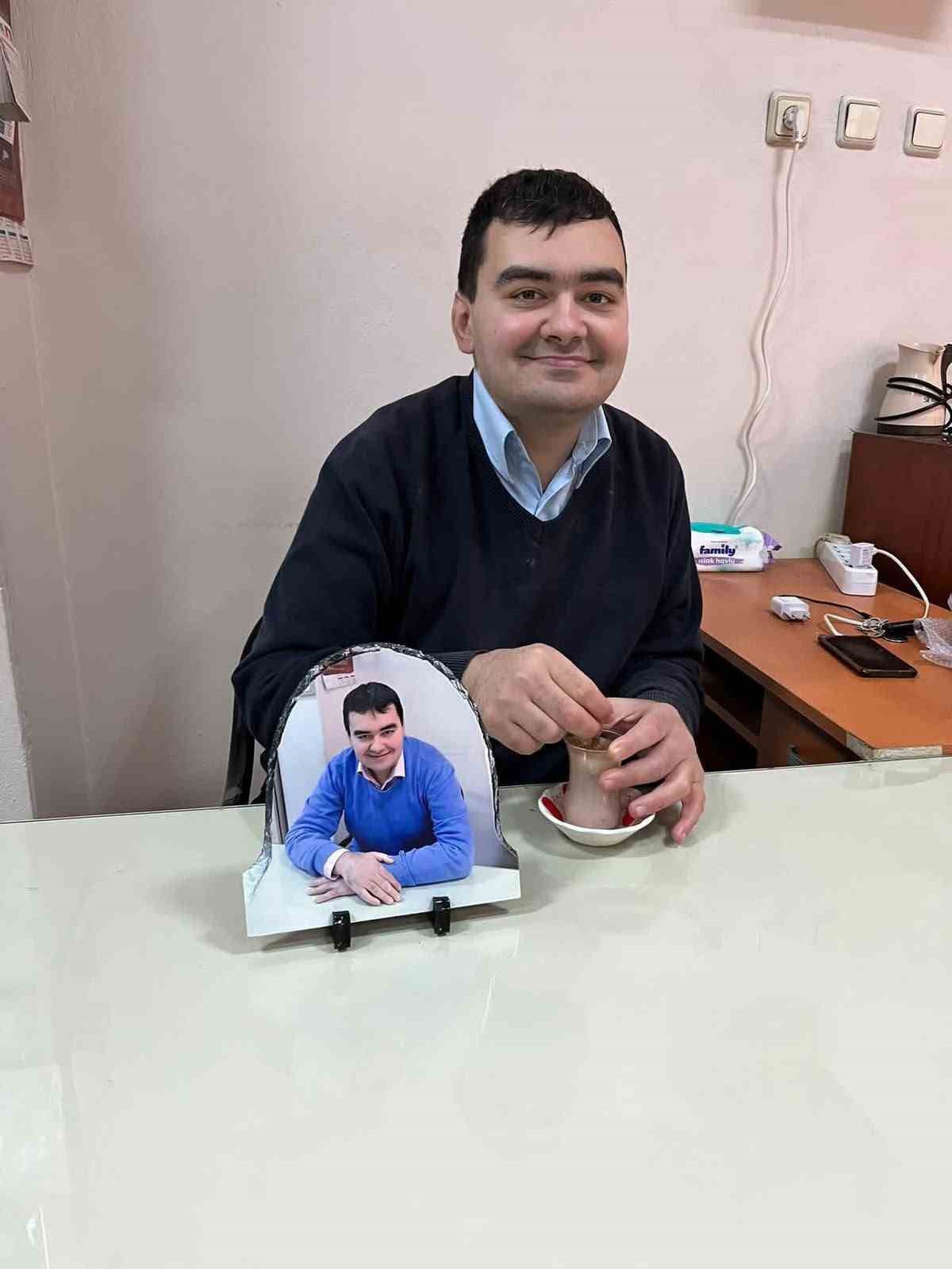 Üniversite Sevinci İkisi İçin Hüzünle Buluştu