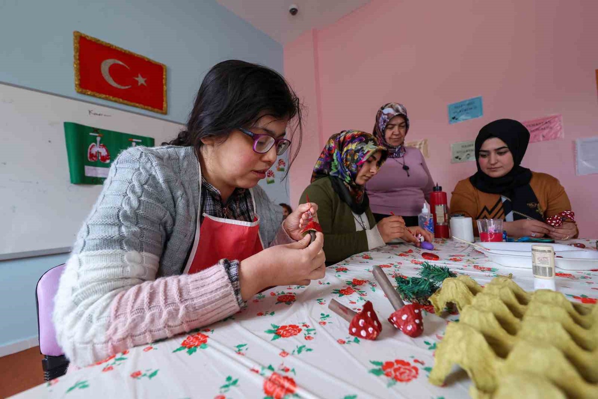 3,3 milyon kadın ADEM\'den faydalandı