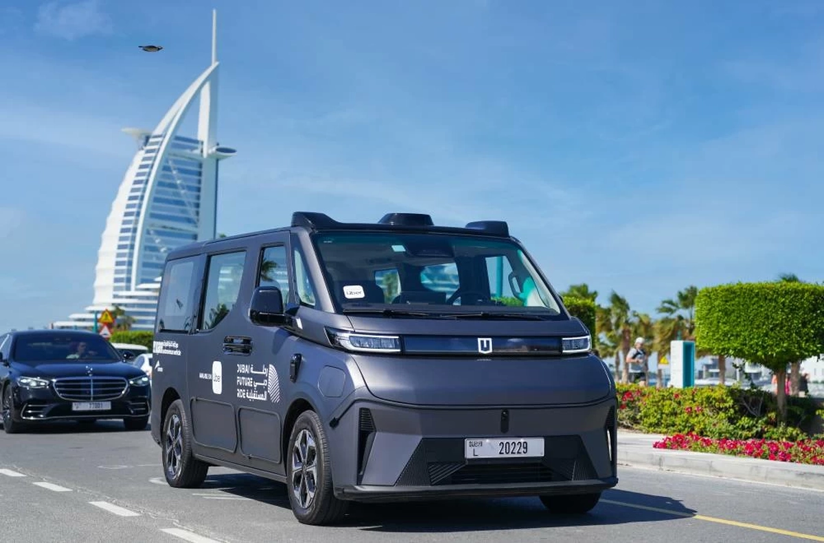 Dubai Otonom Mobiliteyi Hızlandırıyor
