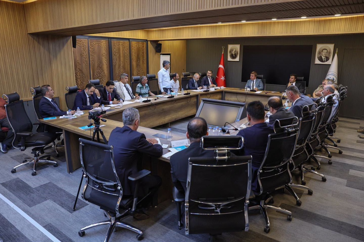 Erzincan\'da Muhtarlar Toplantısı Yapıldı