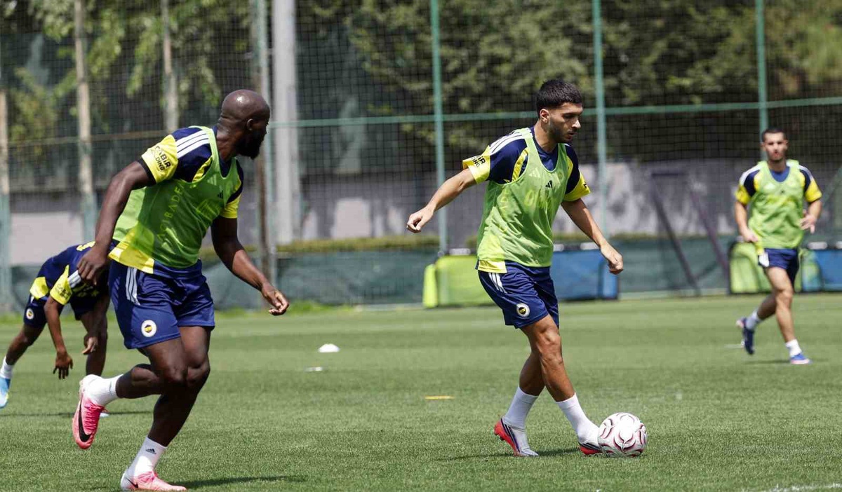 Fenerbahçe, Konyaspor maçı hazırlıklarına başladı