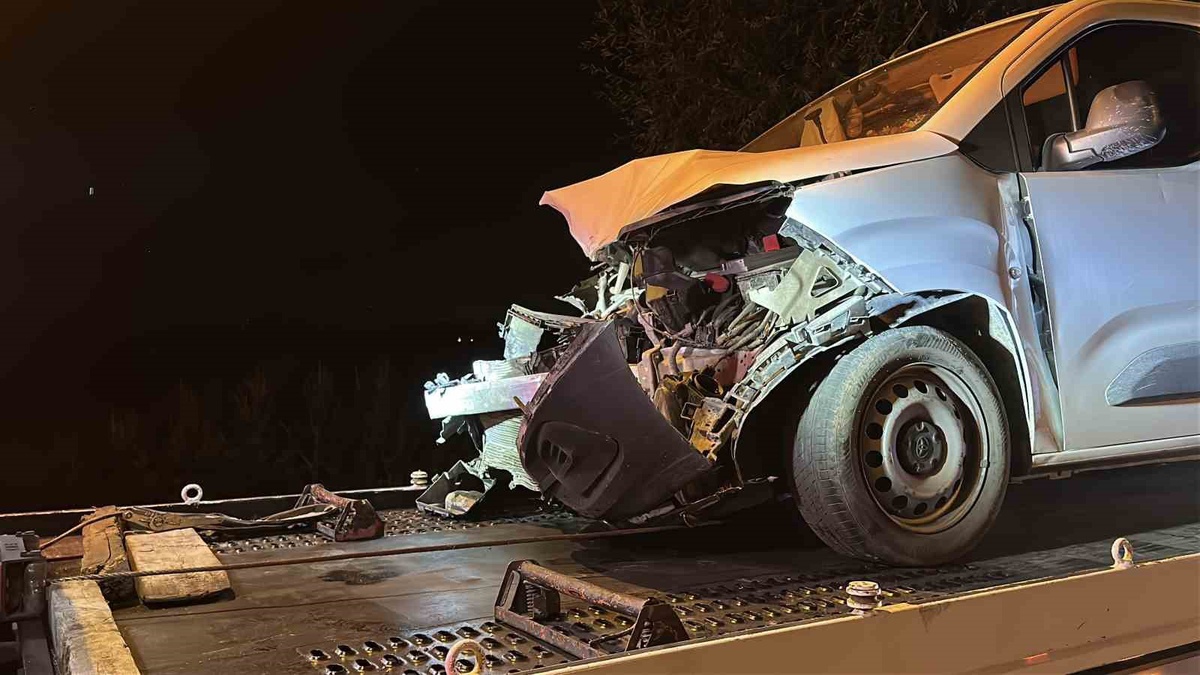 Akyazı\'da Trafik Kazası: 7 Yaralı