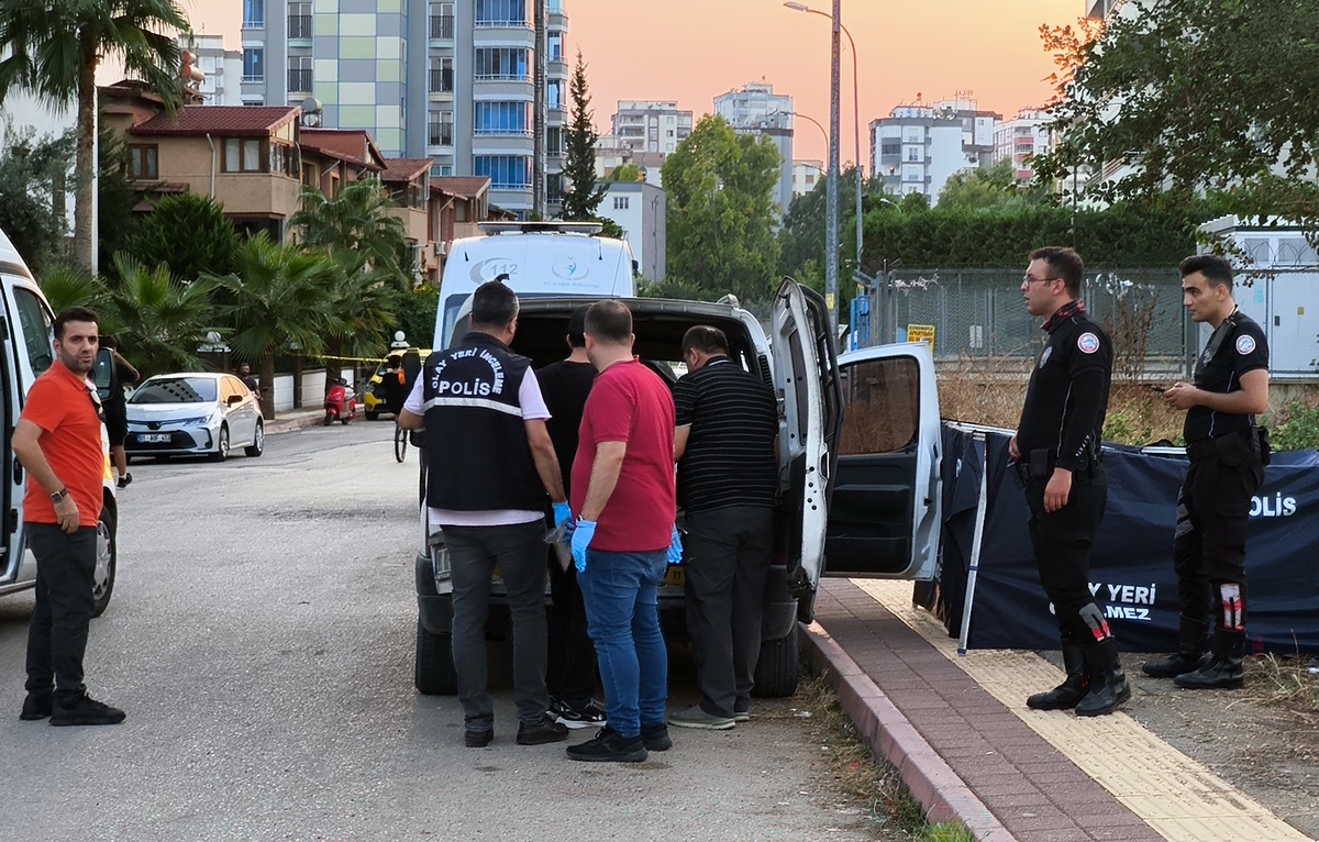Adana\'da Kanlı Hesaplaşma: 2 Ölü, 1 Yaralı