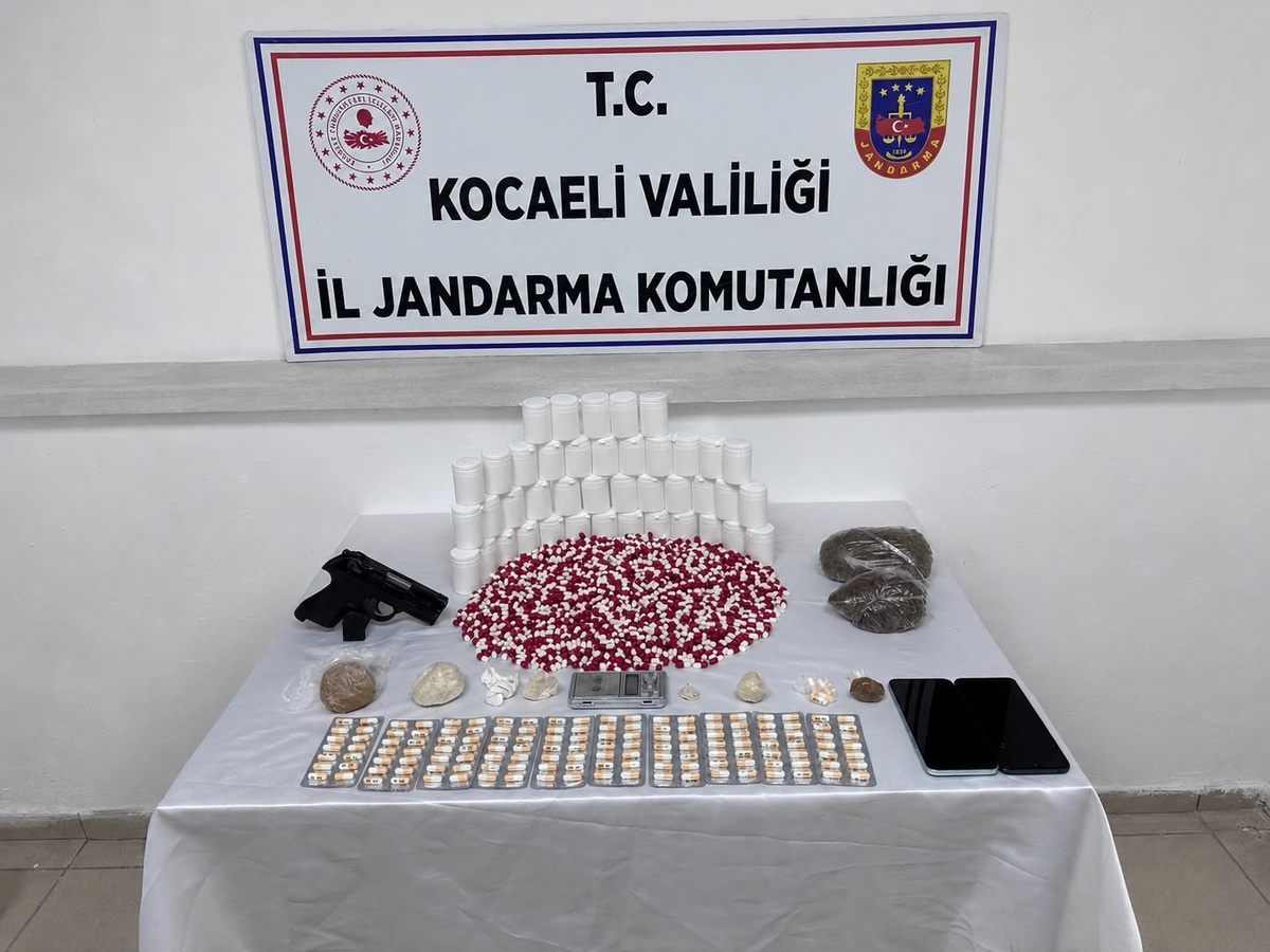 Kocaeli\'de Uyuşturucu Operasyonu: Bir Şahıs Gözaltında