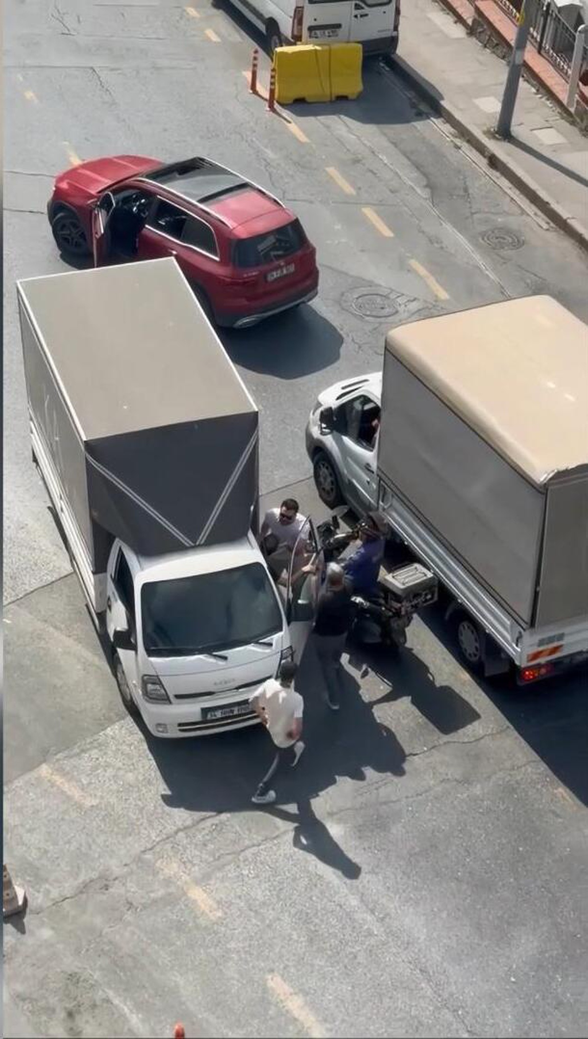 Kağıthane\'de Silahlı Kavga: 360 Bin Lira Ceza!