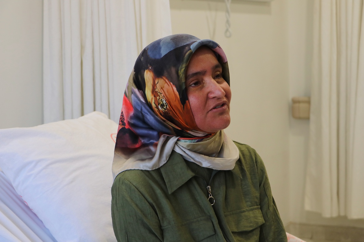 Nadir Hastalıkla Mücadele Eden Kadına Kapalı Ameliyat