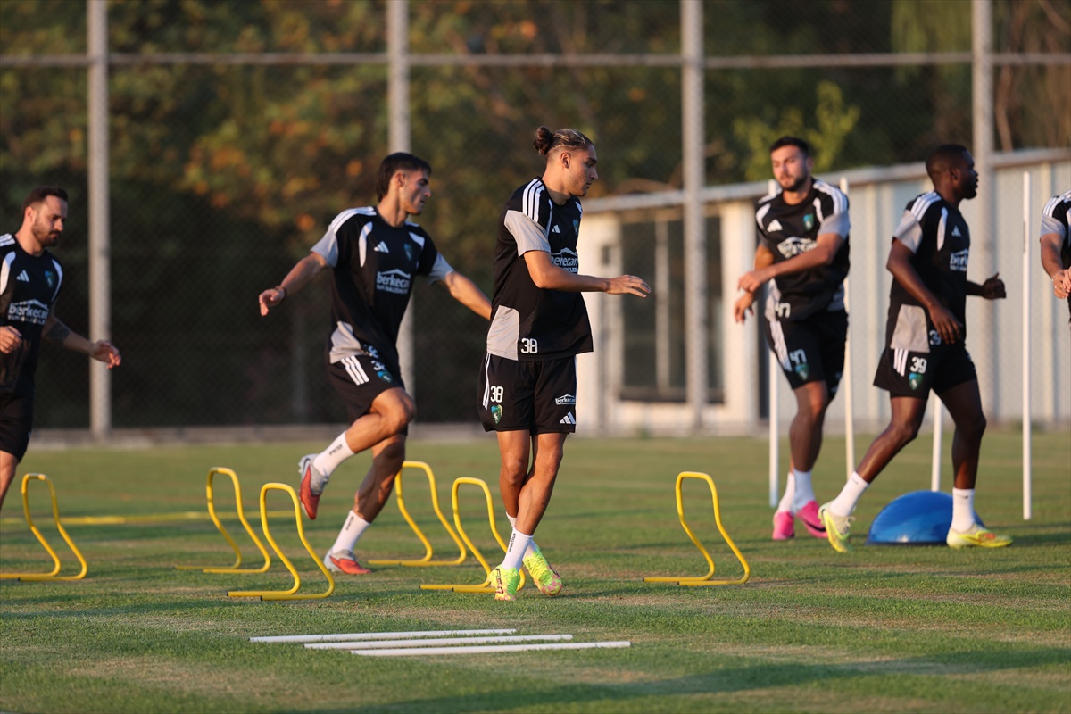 Kocaelispor Amed Maçına Hazırlanıyor