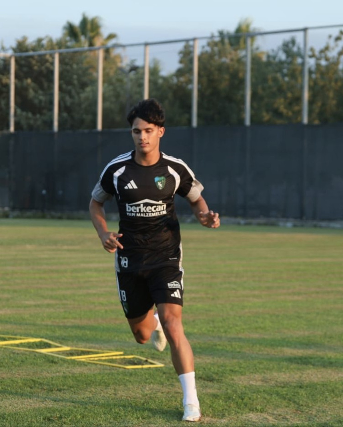 Kocaelispor İki Oyuncu Daha Kadrosuna Kattı