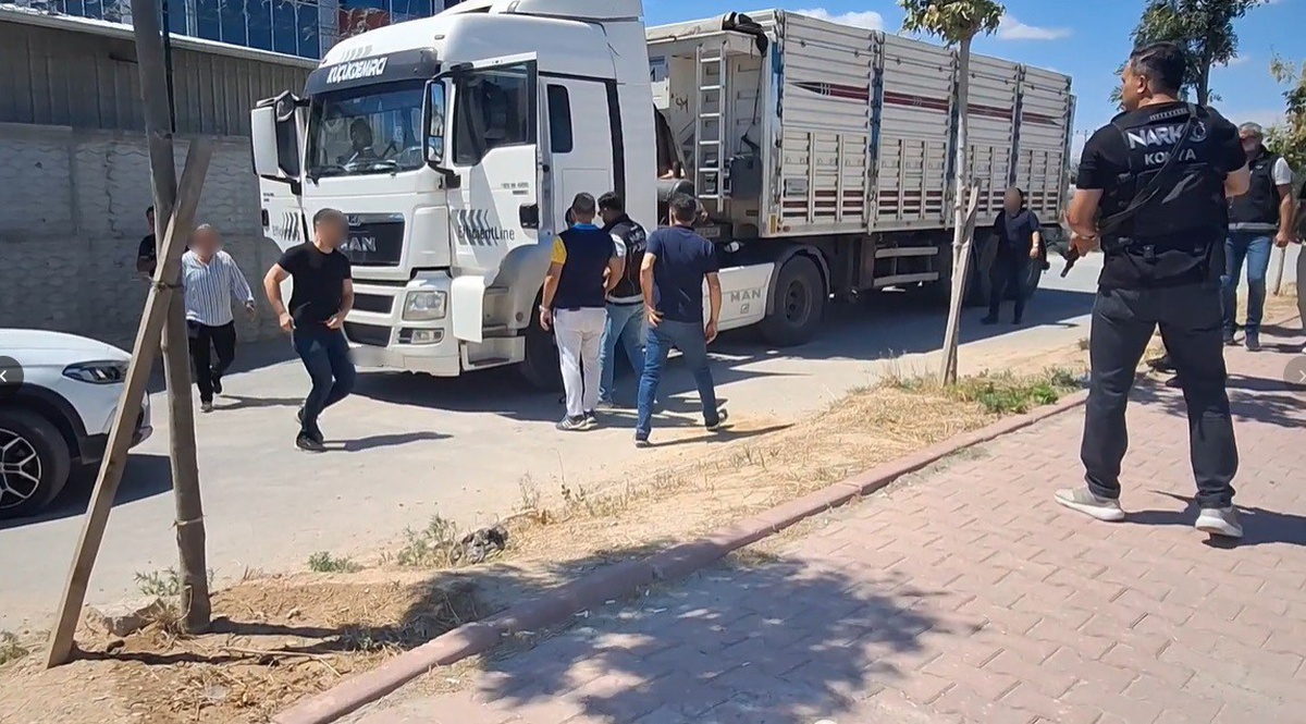 Konya\'da Uyuşturucu Operasyonu: 124 Bin Hap Ele Geçirildi