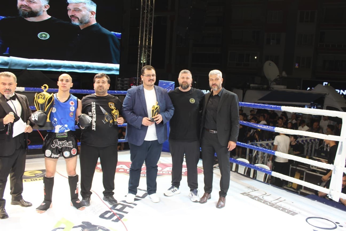 Ömer Faruk Öksüz, Muaythai\'de Şampiyon Oldu