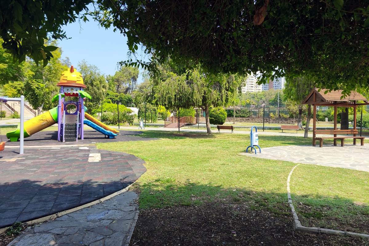 Parkta Bakışma Tartışması Kanlı Bitti: 1 Ölü
