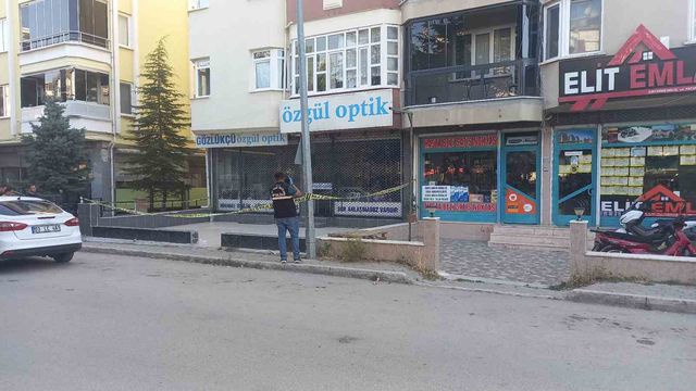 Sandıklı'da 4. kattan düşen kadın hayatını kaybetti