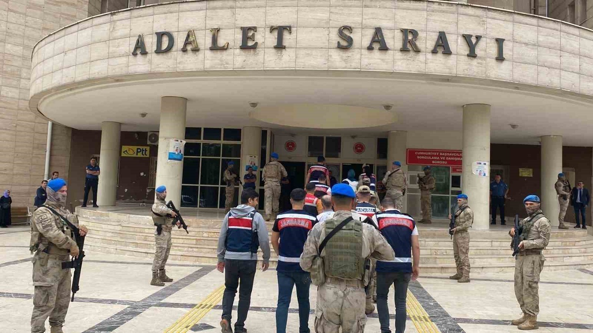 Şanlıurfa\'da Göçmen Kaçakçılığı Operasyonu