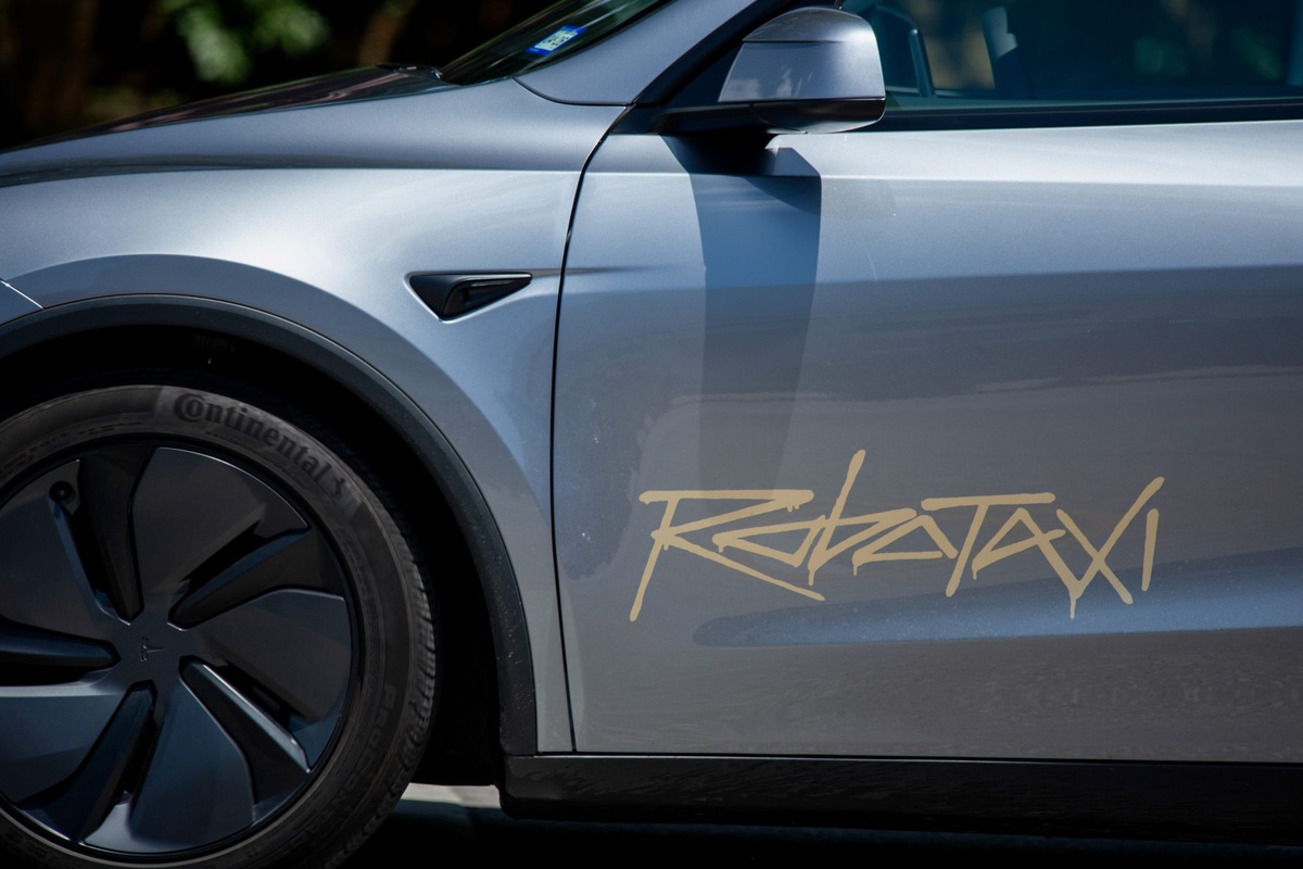 Tesla\'dan Las Vegas\'ta Robotaksi Hizmeti