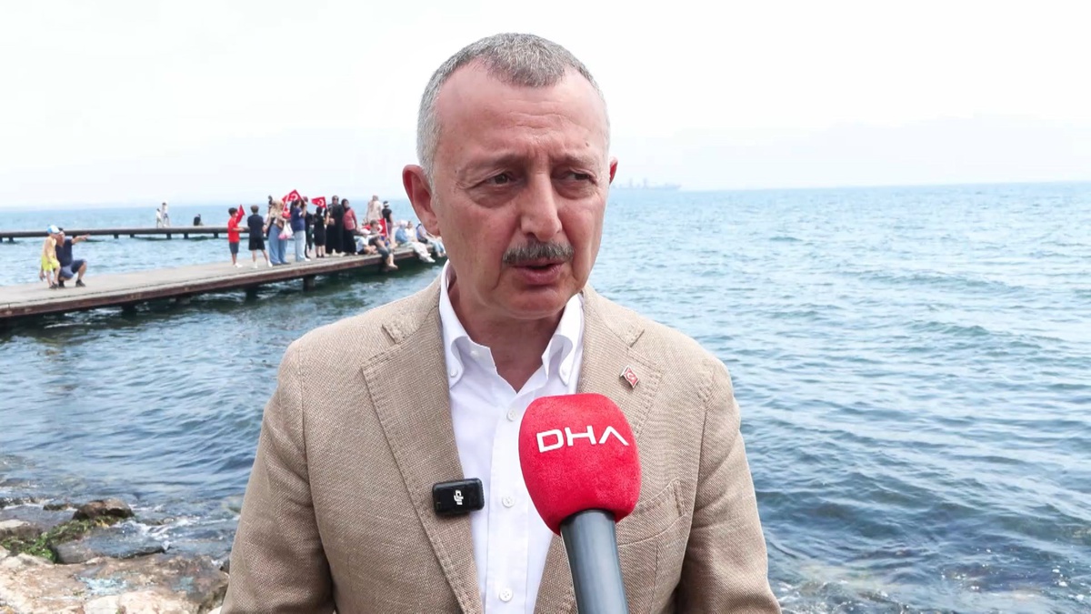 TEKNOFEST Mavi Vatan\'da Selamlama Geçişi