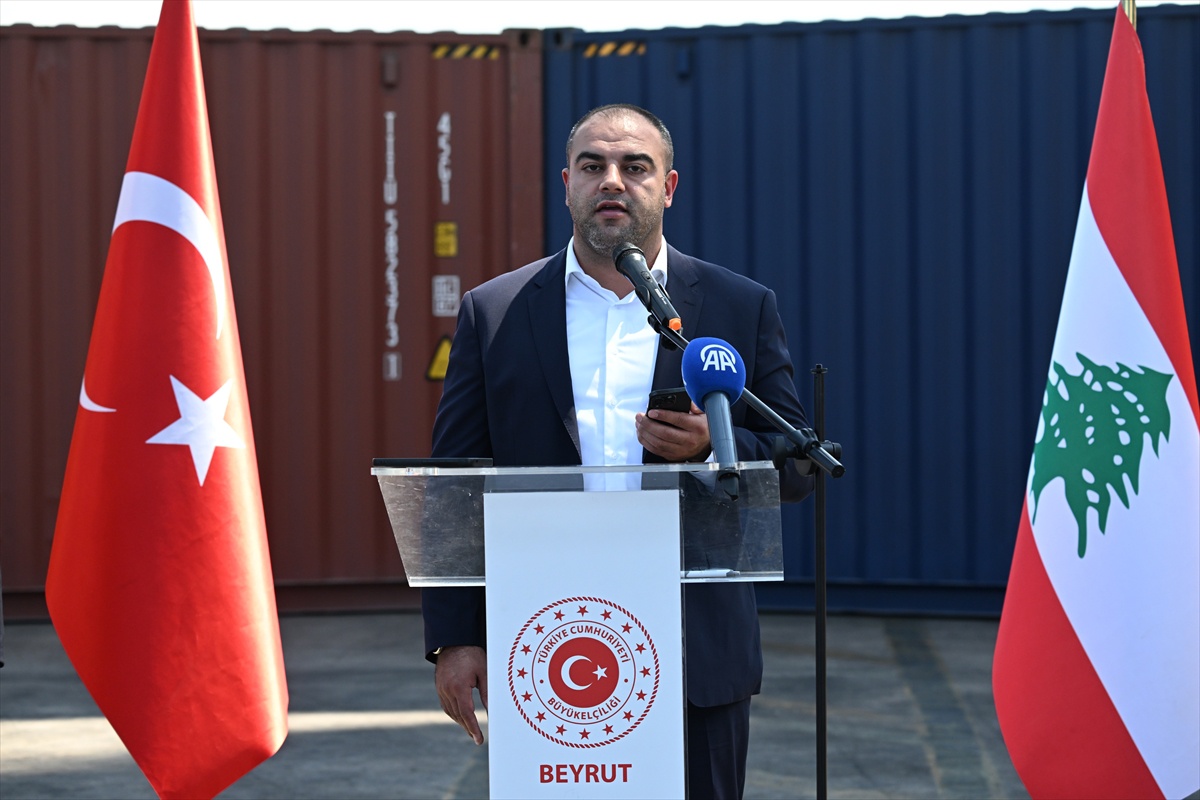Türkiye\'den Lübnan\'a İlaç Yardımı