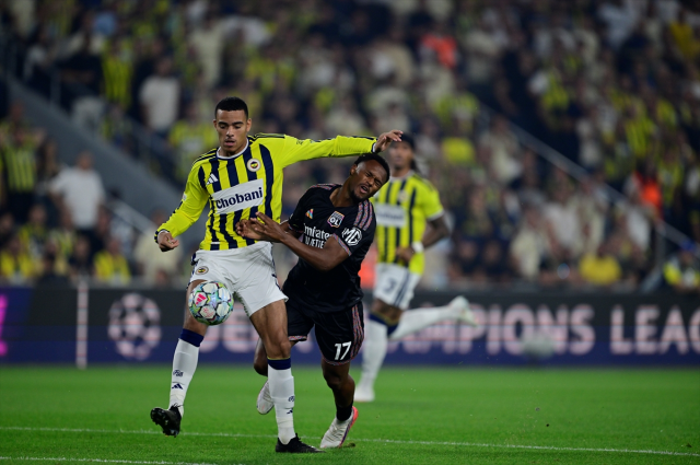 Ülke Fenerbahçe'yi konuşuyor! Greenwood'u yere göğe sığdıramadılar, Kerem'i yerden yere vurdular