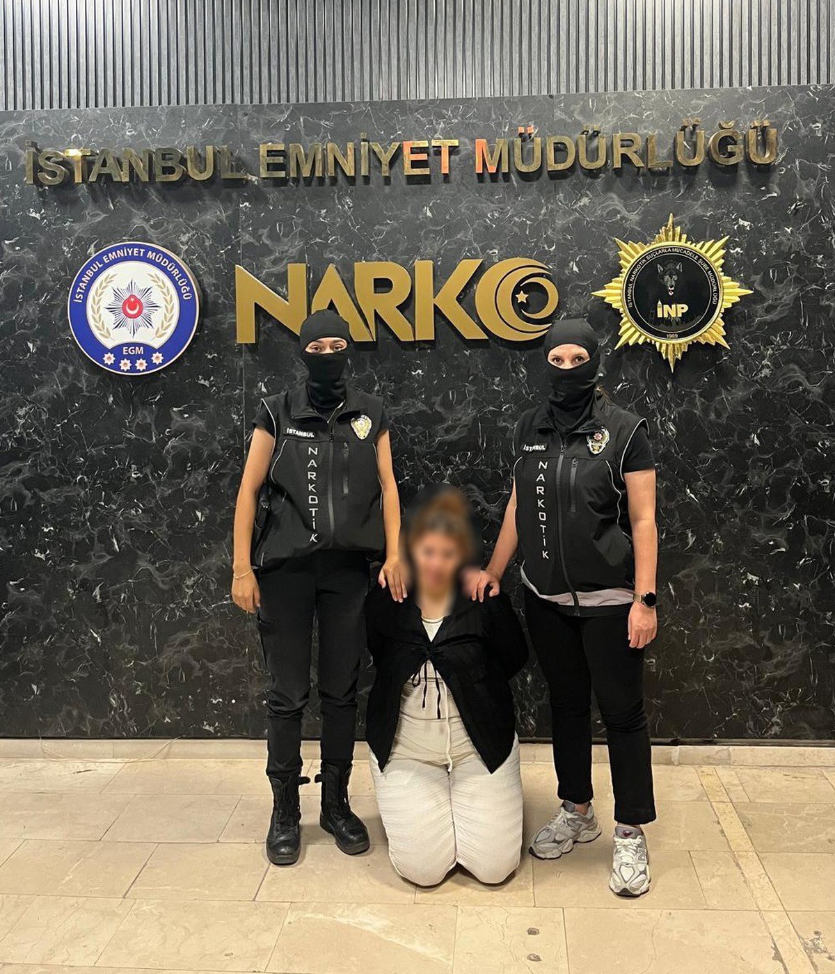 Kırmızı Bültenle Aranan Uyuşturucu Kaçakçısı İstanbul\'da Yakalandı