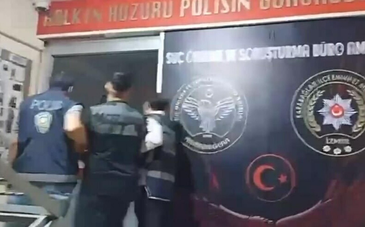 Uyuşturucu Ticareti Yapan Zanlı Balkonunda Yakalandı