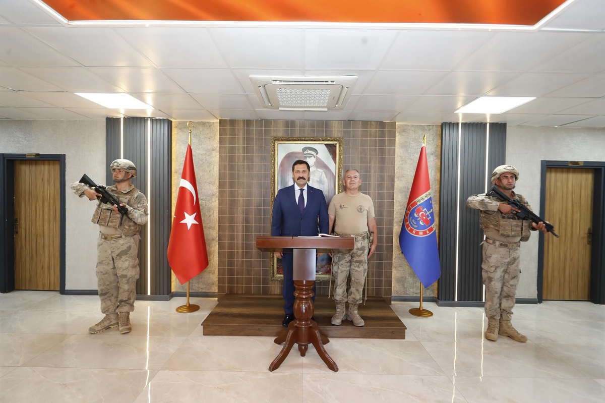 Vali Masatlı\'dan Jandarma Komutanlığına Ziyaret