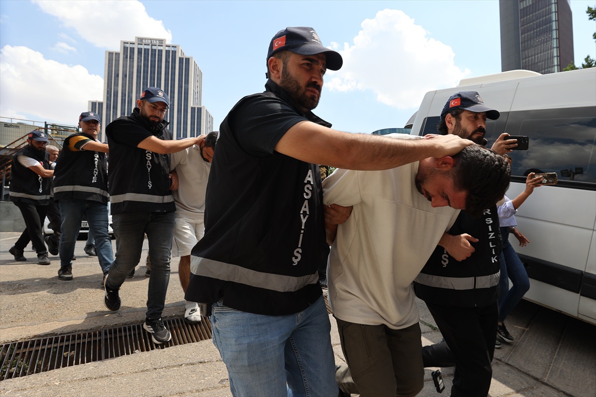 Milletvekili Melih Meriç Bıçakla Yaralandı