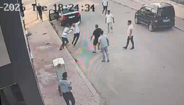 Yeni Parti Milletvekili Melih Meriç'in bıçaklı saldırıya uğradığı anlar kamerada