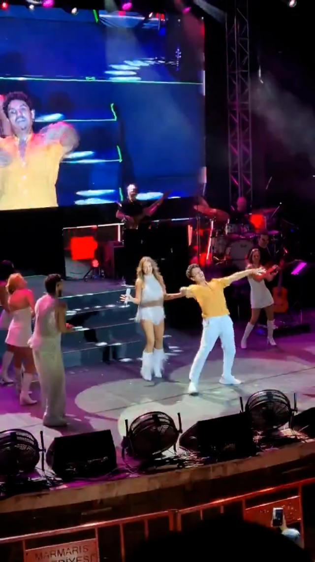 Hadise “Kıvır be” diyerek sahneye çağırdı! Sonrası olay oldu