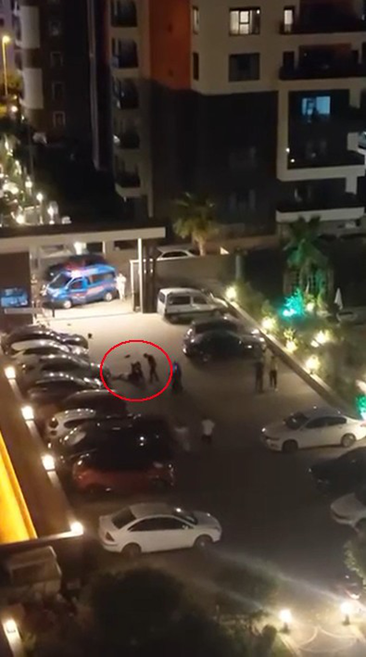 Alanya\'da Kavgada Kadın Bıçakla Yaralandı