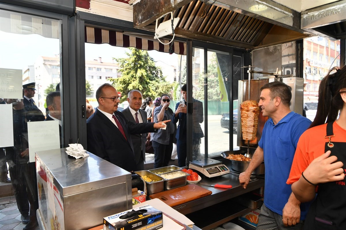 Ankara Valisi Sincan\'da ziyaretlerde bulundu