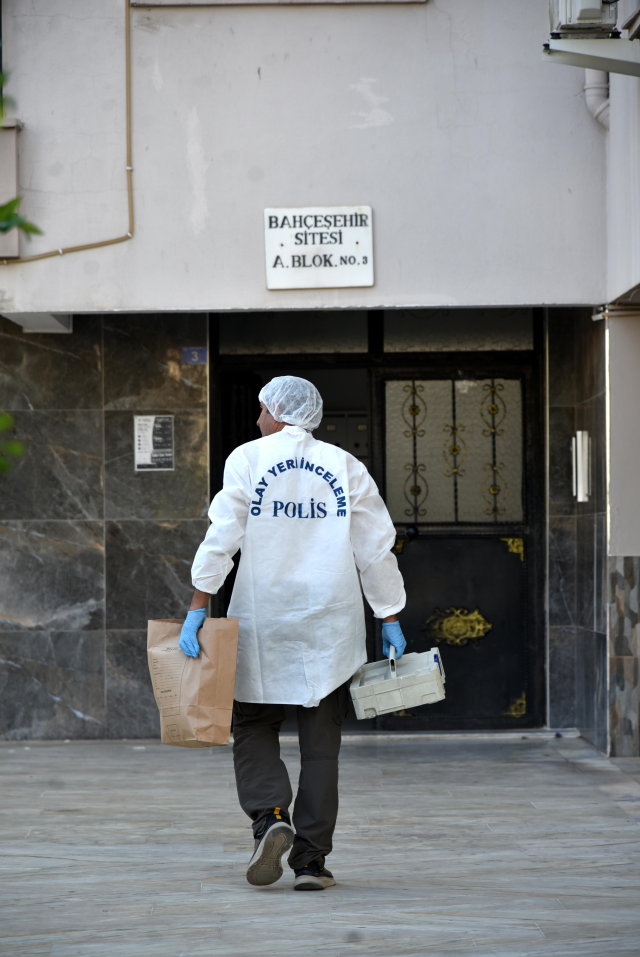 Antalya'da kahreden olay! Yaşlı anne ile kızı aynı evde ölü bulundu