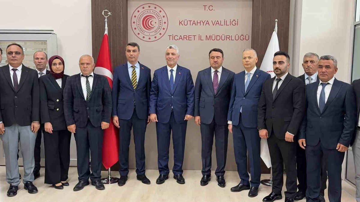Ticaret Bakanı Kütahya\'da İhracat ve Potansiyeli Değerlendirdi