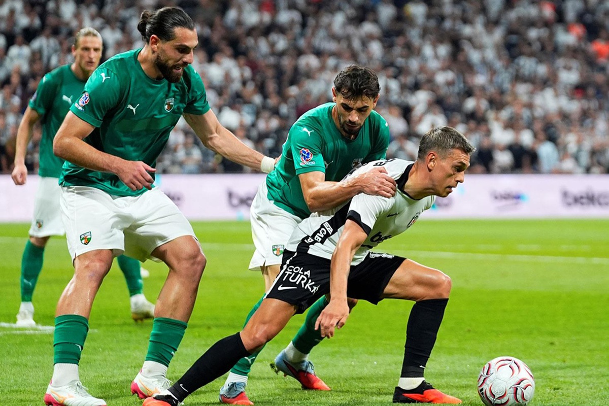 Beşiktaş\'a Trossard şoku